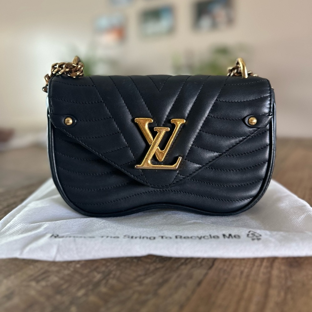 2018 new wave chain bag Louis Vuitton